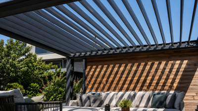 Pergola bioclimatique aluminium gris anthracite 3x3m