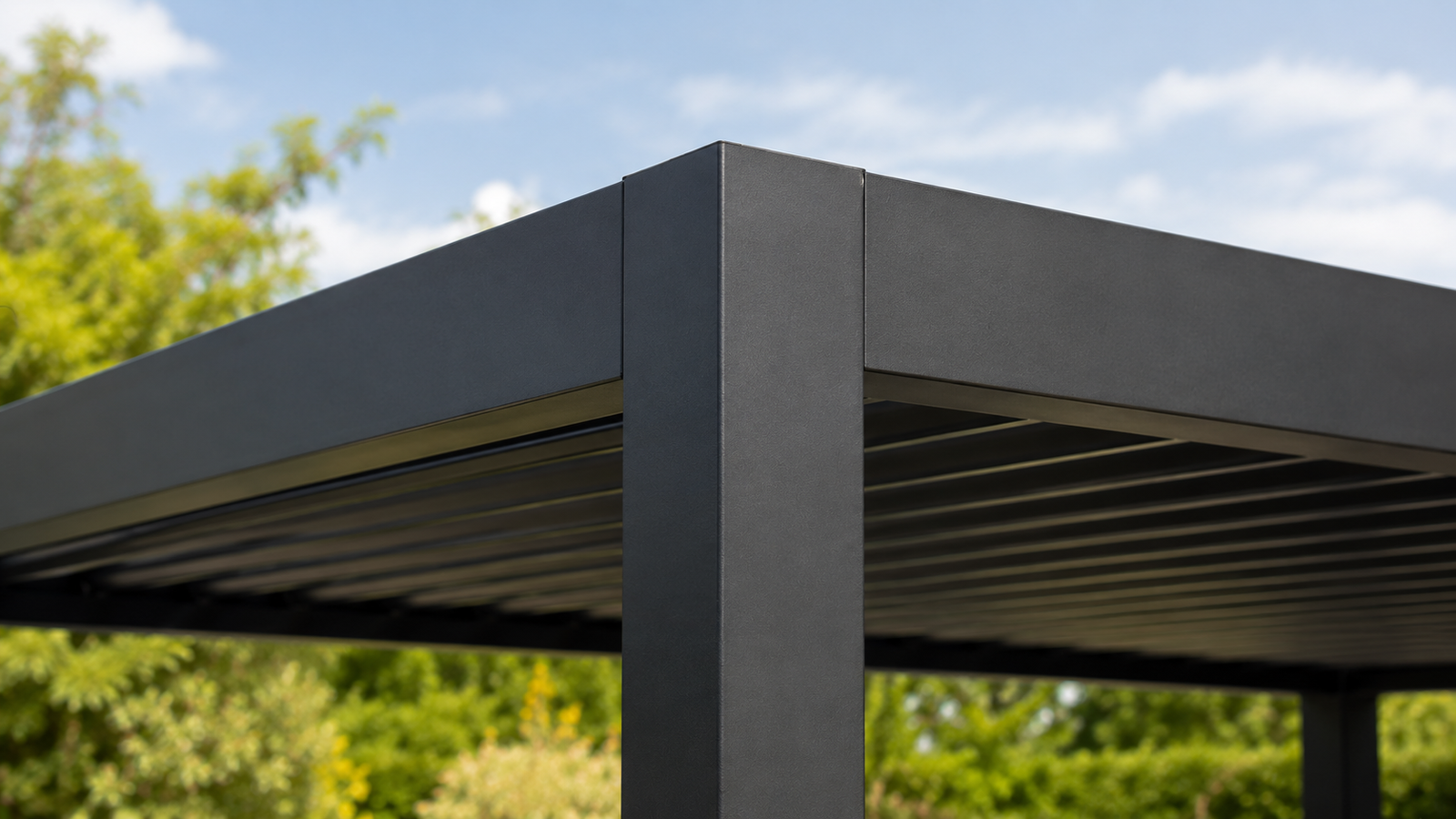 Pergola bioclimatique aluminium gris anthracite 3x3m
